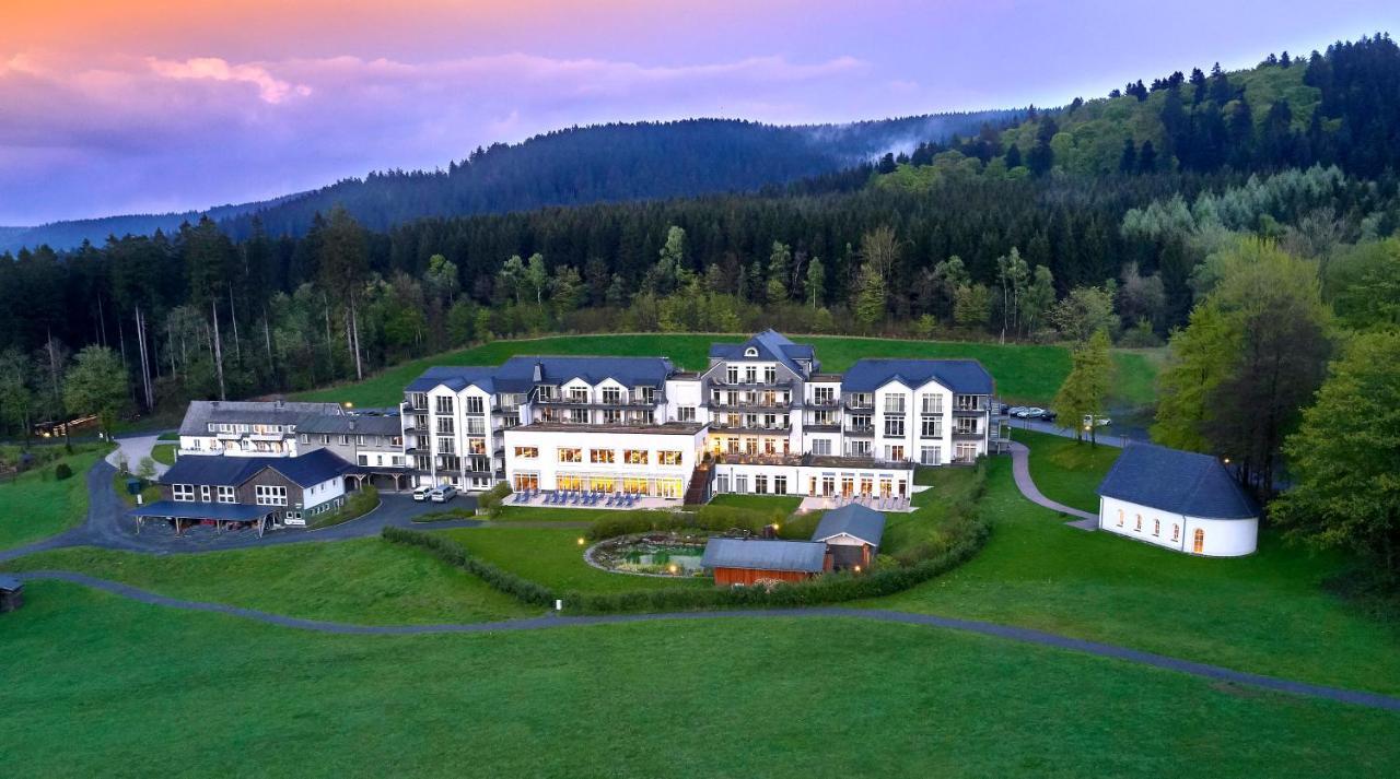 Hotel Rimberg Шмалленберг Экстерьер фото